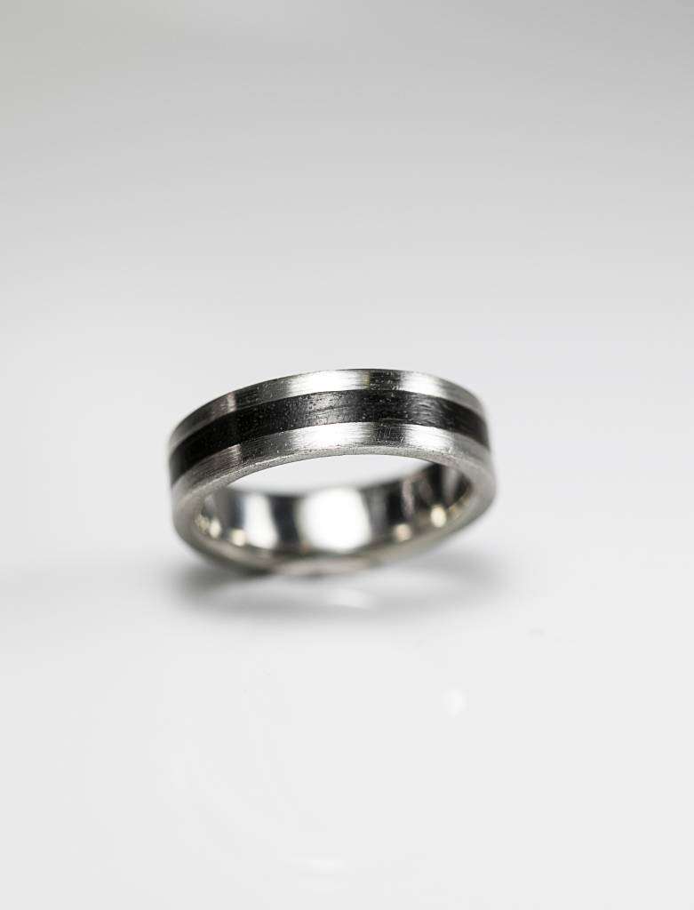 Men_s wedding band in Platinum with a African blackwood inlay