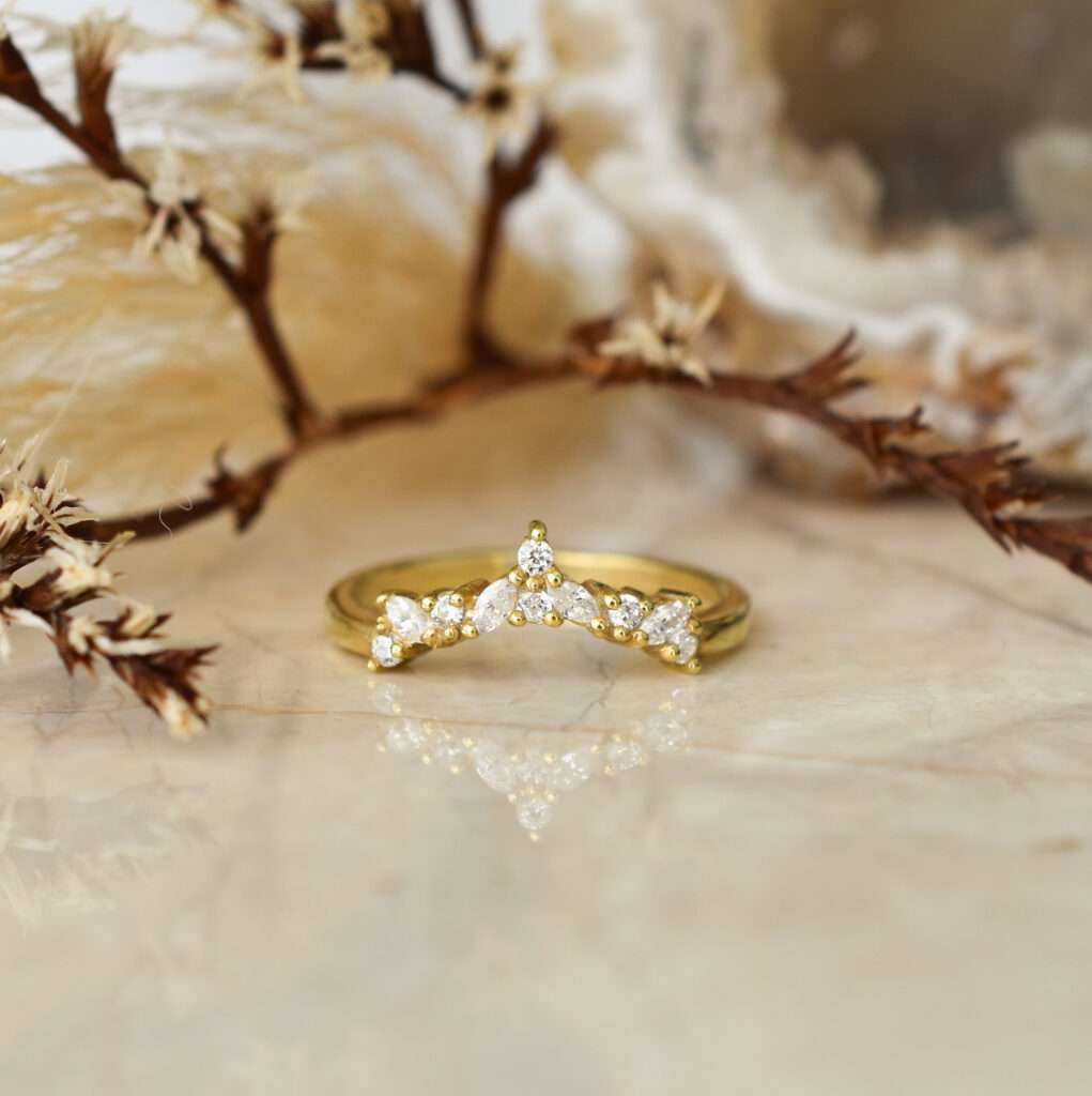 Arched crown. 9ct Yellow gold arched wedding ring